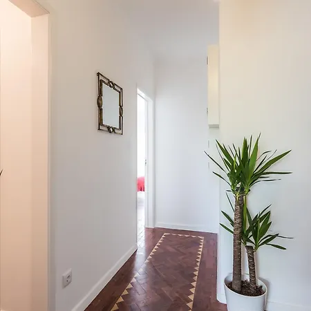 Principe Real Garden Lisbona